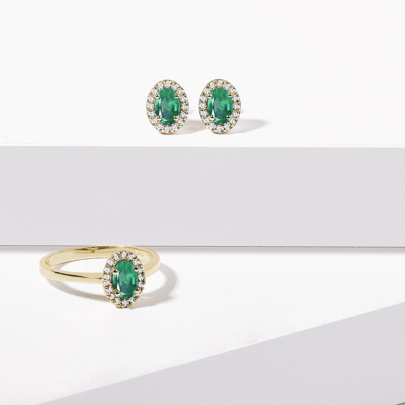 Emerald jewelry